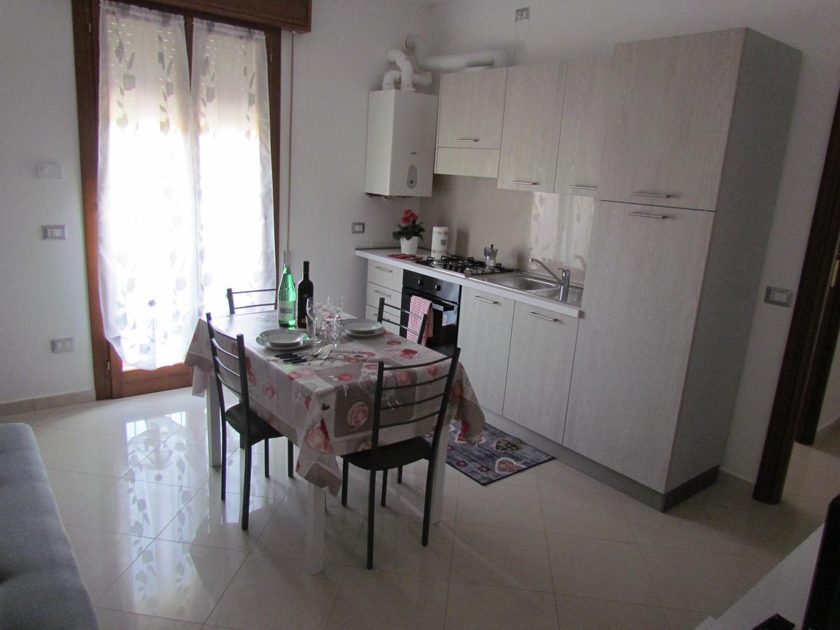 Siviero Apartments Scardovari Zimmer foto